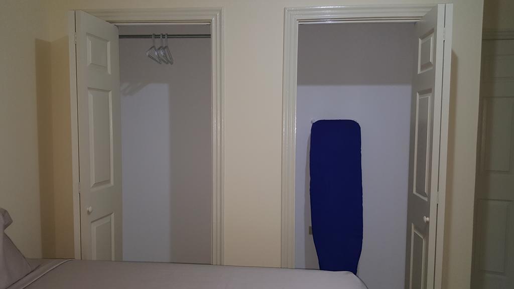 Apt 12, Executive Suites Ja - Palms Enfield Exteriör bild